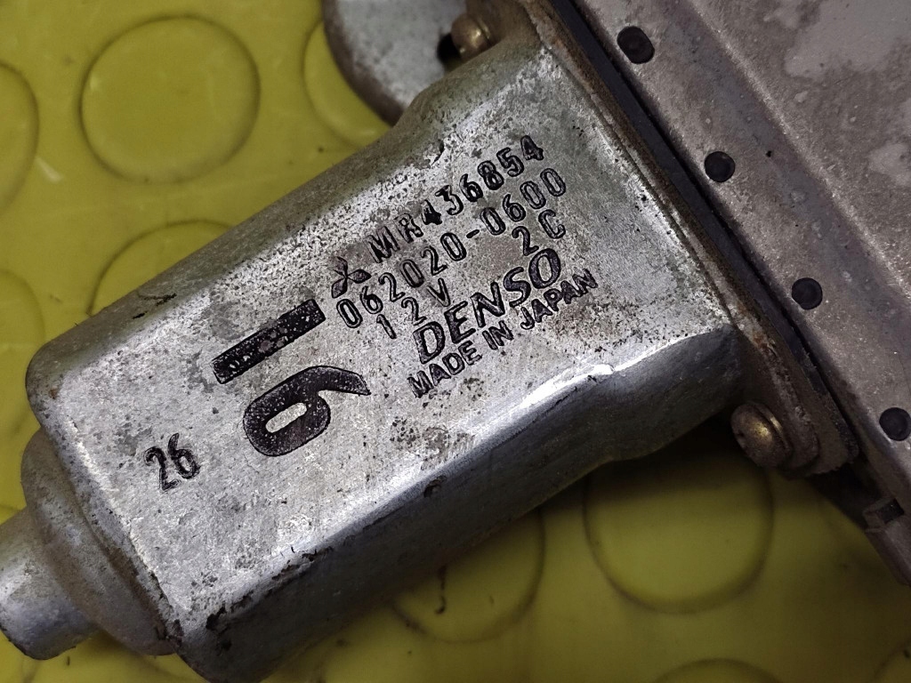 фото №8, Mitsubishi pajero iii подъемник стекло правый перед mr436854