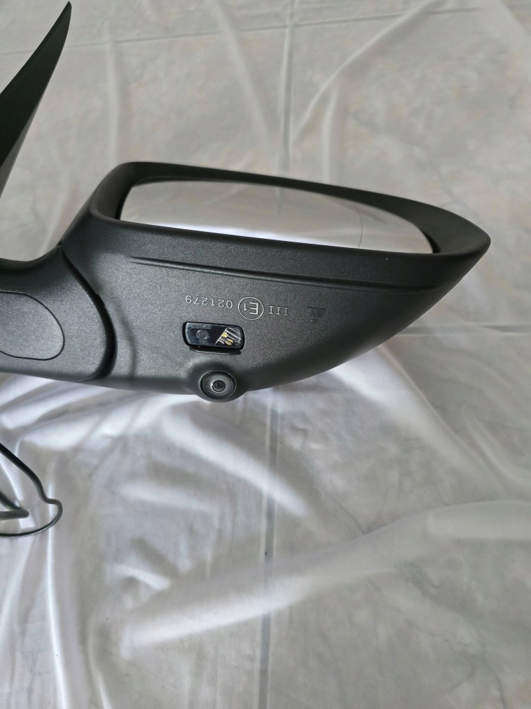 Купить W205 c - klasa камера зеркало