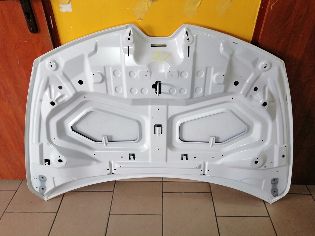 фото №8, Renault clio iv капот