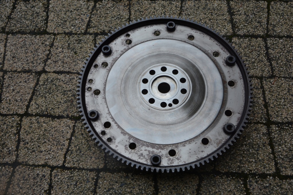 фото №14, Audi a4 a5 a6 a7 a8 q7 колесо маховик 06e105323t