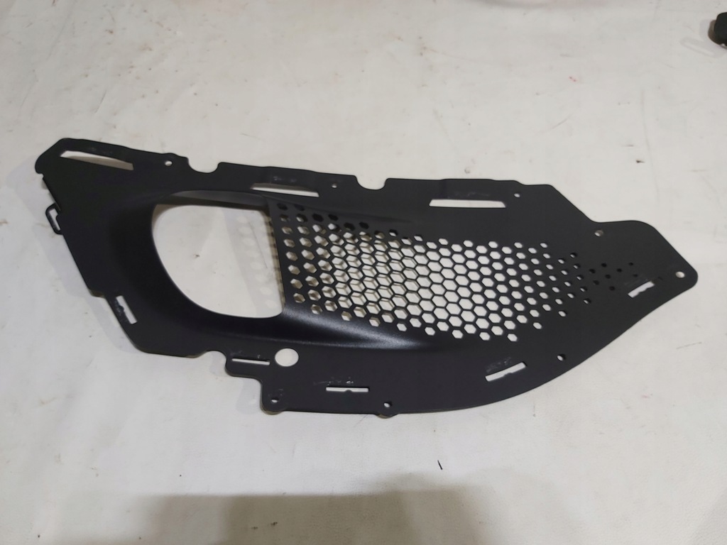 фото №14, Выхлоп конечный гаситель решётка aston martin vantage ky63-5230-ae