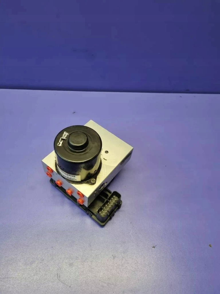 Купити Mercedes ml w163 насос abs a1634310112