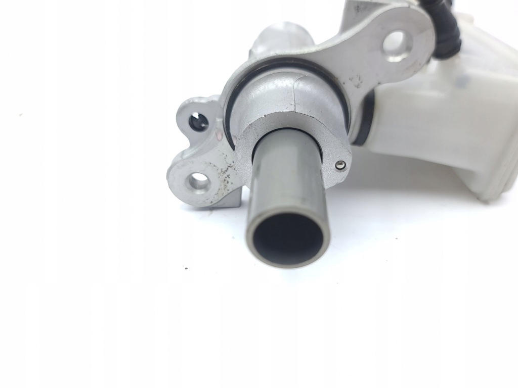 Infiniti q30 насос тормозная 2016 a2464300302 Недорого