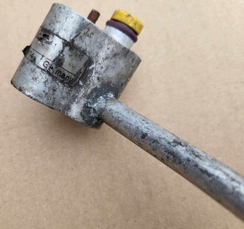 фото №9, Шланг трубка wąż кондиционера датчик vw multivan transporter t5 оригинальный номер eu