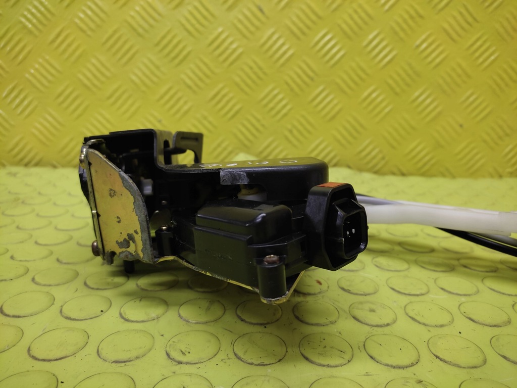 фото №4, Kia opirus замок дверь правый задняя