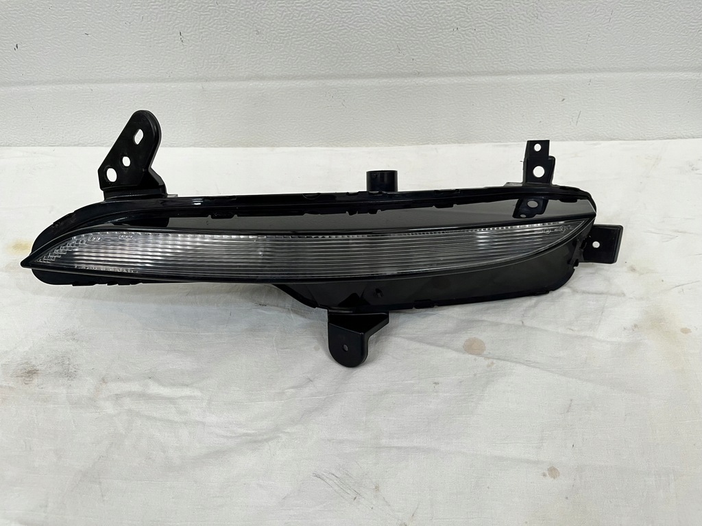 фото №1, Поворотник правый renault megane iv 261306376r