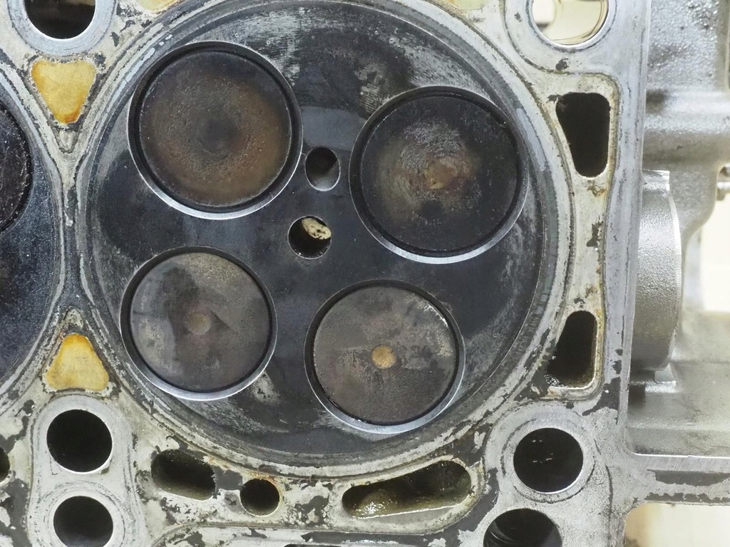 фото №13, Головка комплектна вали audi a6 c6 2.7 tdi bpp права 0594af