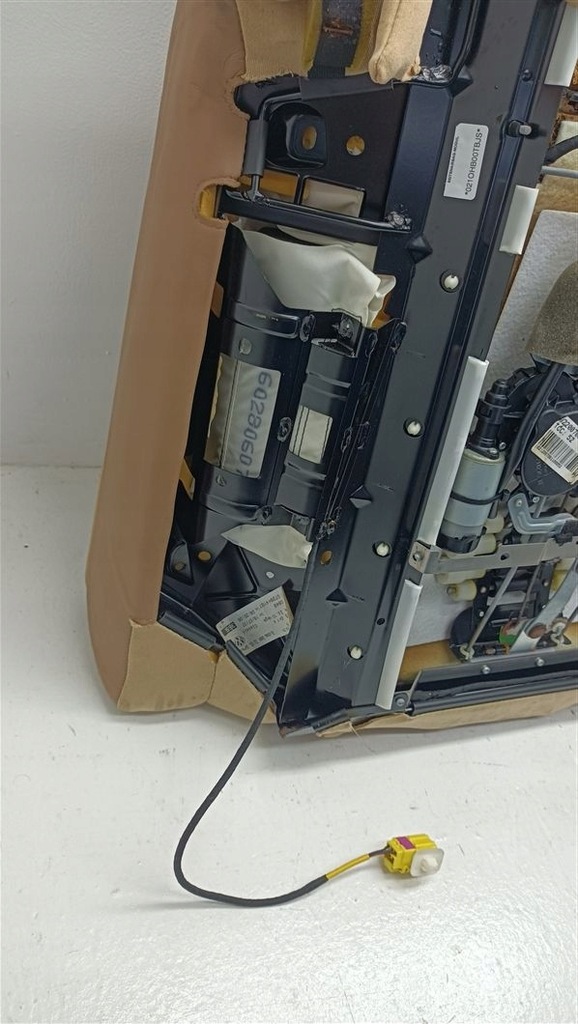 фото №8, Спинка сиденье комплект vw phaeton 3d 02-10 3.0 tdi v6 3d0885041a