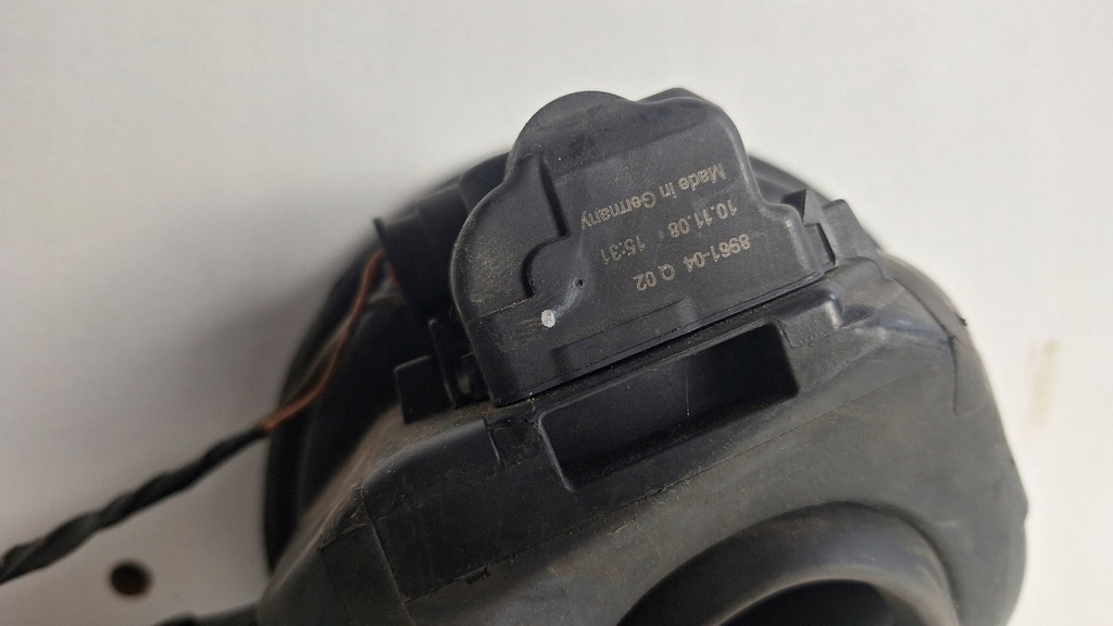 фото №9, Smart fortwo кришка заливної пального a4518170120