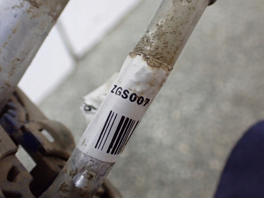 Патрубок шланг трубка кондиціонера mercedes v klasa a4478301715 a4478301615 Зі Шроту