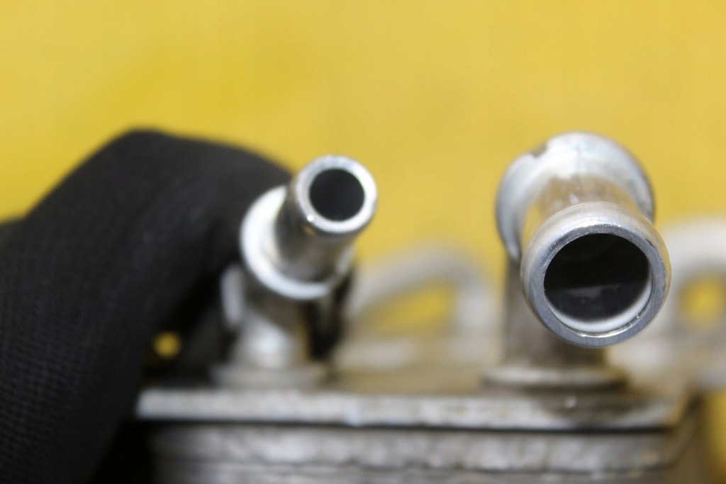 фото №6, Радіатор оливи 4h0317021t a6 q7 a8 d4 3.0 tfsi