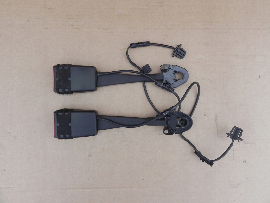 фото №1, Audi a7 c7 s7 a6 c7 клипса поперечина пряжка водителя