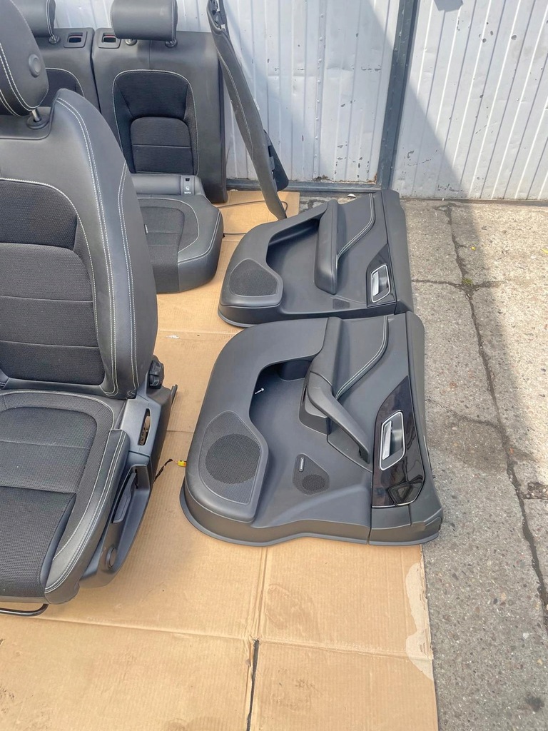 фото №6, Jaguar f-pace x761 r-dynamic сидіння заднє сидіння салон оббивка тунель