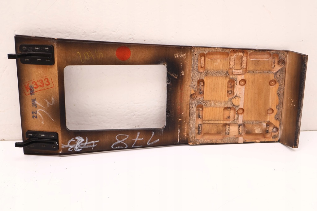 фото №6, Mercedes-benz w124 dekor молдинг декоративная туннель среднего