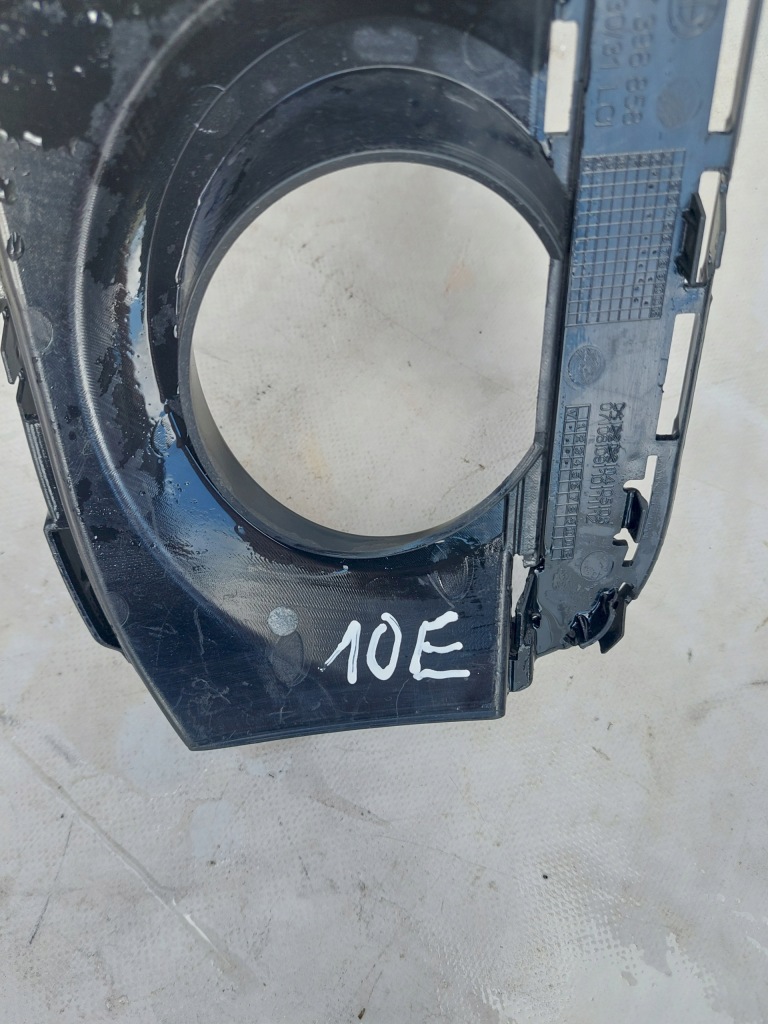 Bmw 3 f30 f31 рестайлинг  15-19 51117396858 решётка бампера передняя перед правая Киев