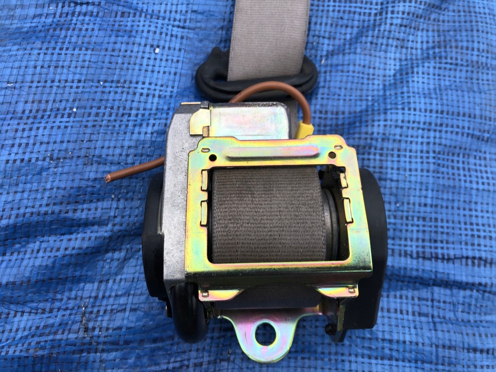 фото №2, Pas безпеки правий перед audi a6 c5 platin