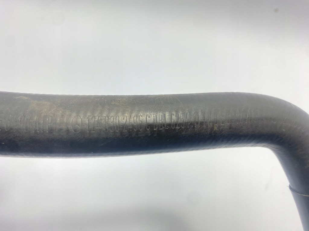 Шланг пабтрубок  труба воды радиатора воды mercedes w124 1248302496 Доставка