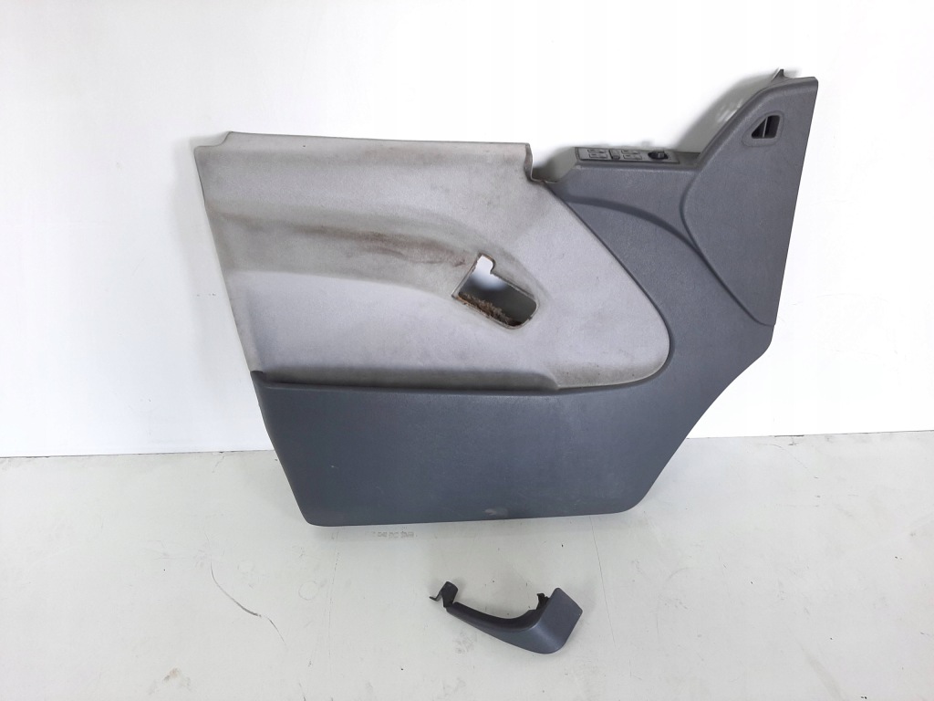 фото №1, Mercedes v klasa w638 v230 2.3 97r обшивка дверь левый перед