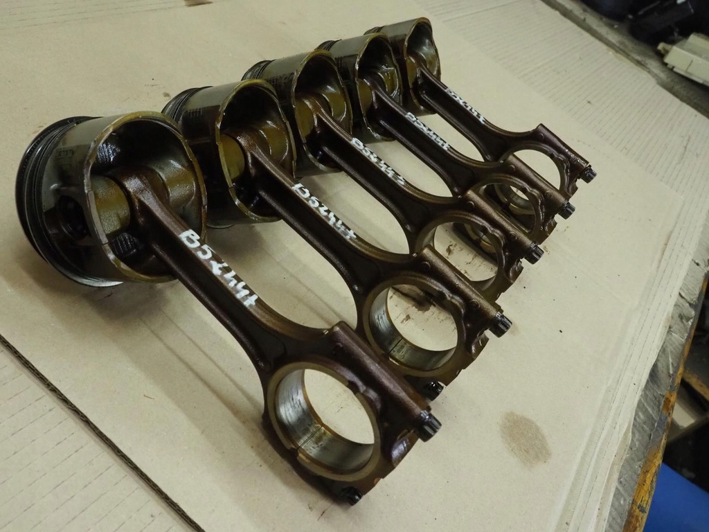 фото №14, Поршень шатун 2.4 t бензин volvo v70 ii s60 s80 xc70 b5244t 2000r