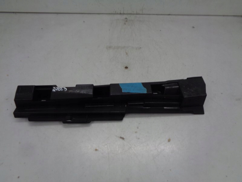 фото №1, Bmw f30 f31 направляющая кронштейн порог левый