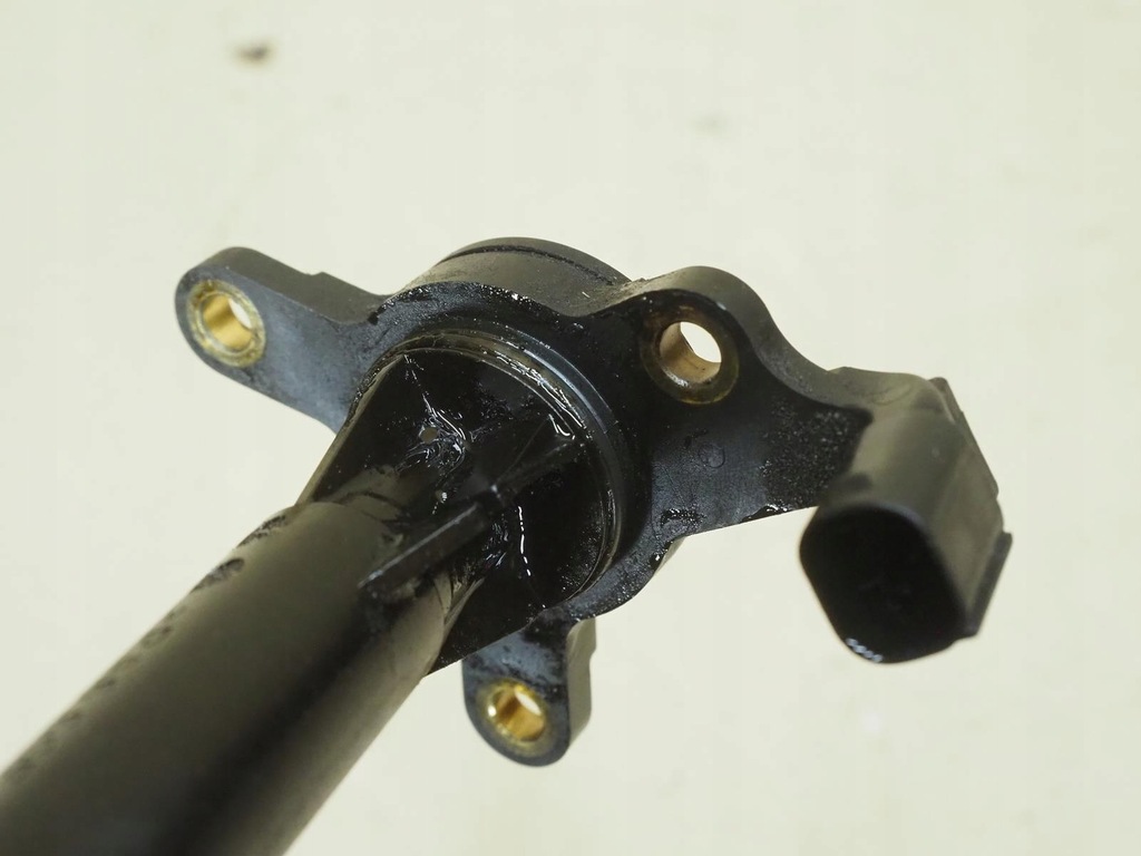 фото №12, Датчик масла mercedes sprinter vito w211 2.2 cdi 1.8 компрессор 0041537428