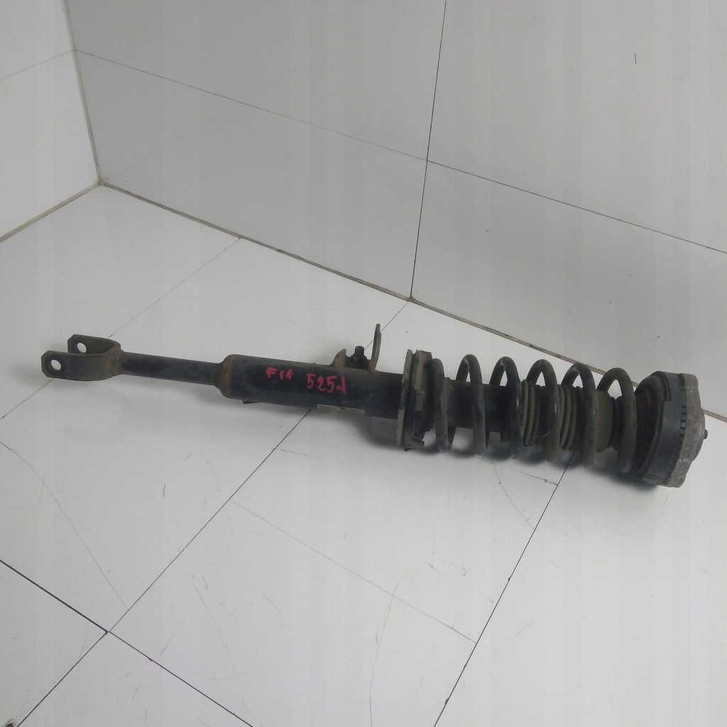 Купити Амортизатор перед лівий bmw f11 6797767 3.0 d