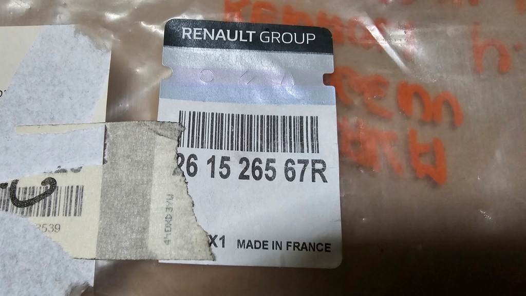 фото №9, Решётка бампера заглушка противотуманной фары p+l renault master iii lift 263360029r