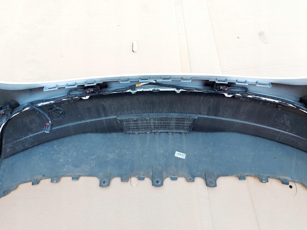 Tesla y 22r. бампер задняя 6x pdc цвет ppsw 1540120-01-b Цена