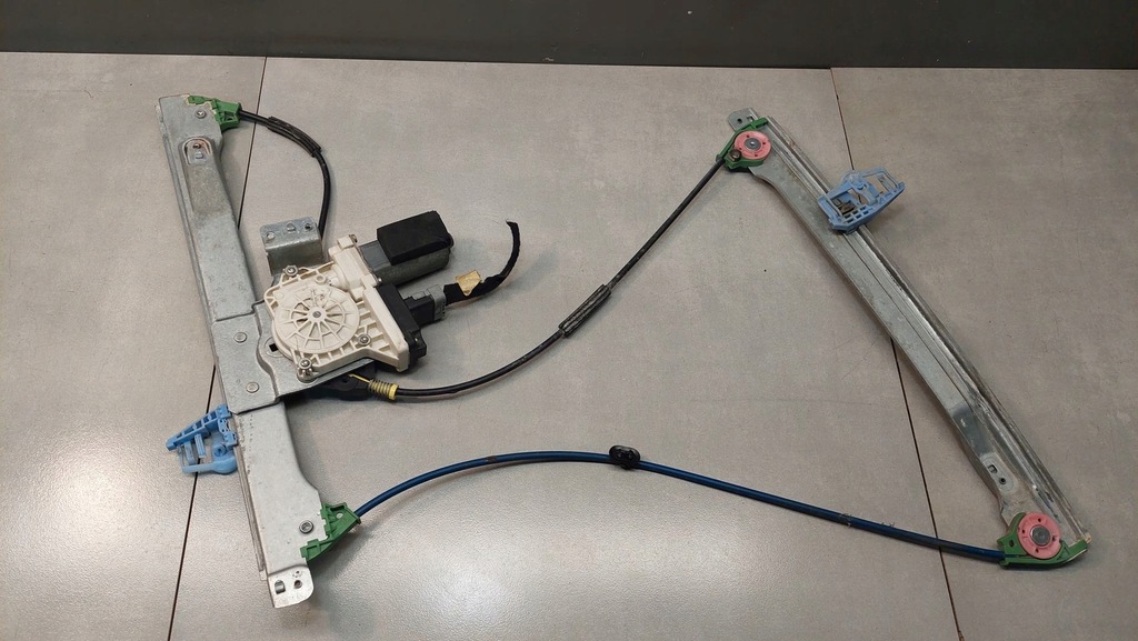 фото №8, Подъемник стекло левый перед citroen c2 1.4 b 3d