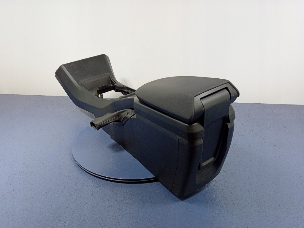 фото №5, Volvo v40 ii 12- тунель середній підлокітник