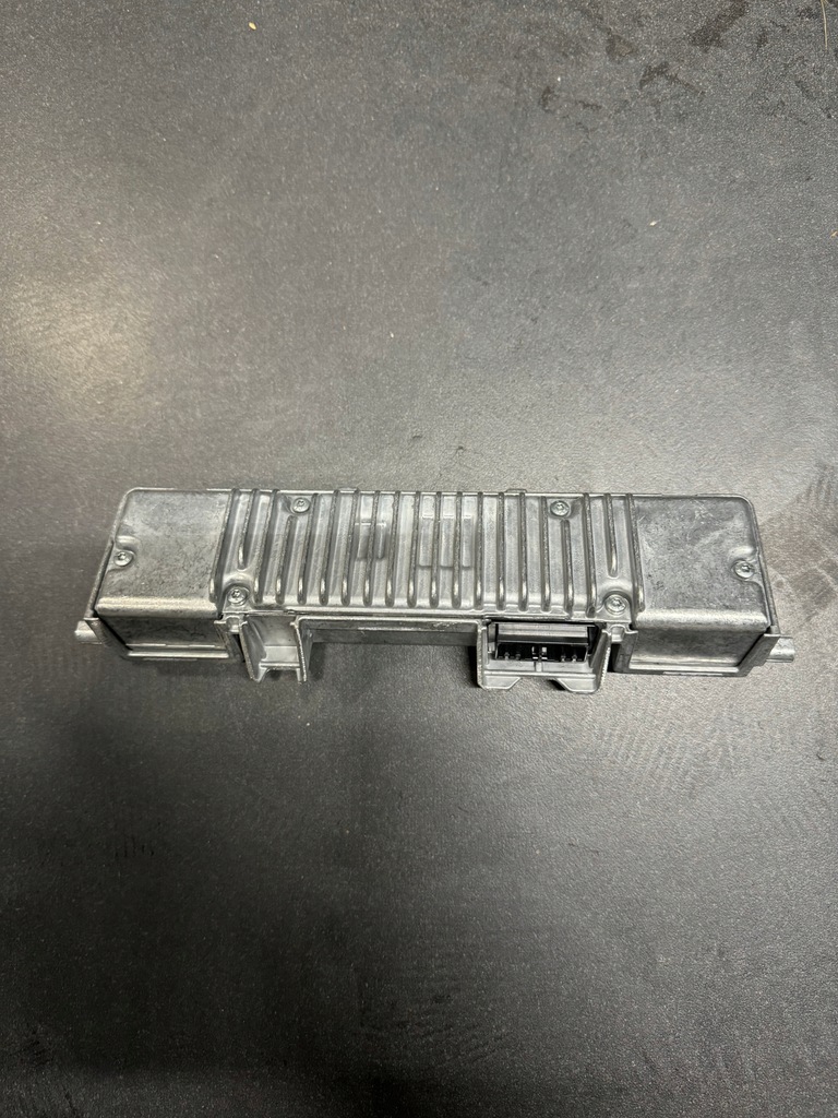 фото №1, Jaguar i-pace ipace x590 2022 камера скло перед