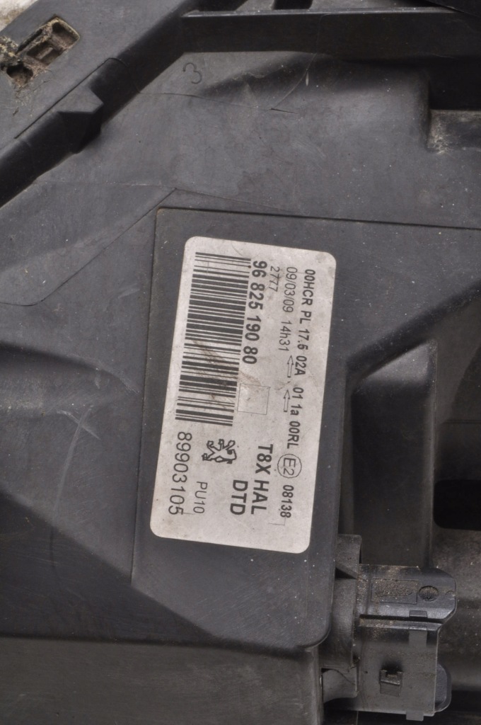 фото №9, Peugeot 3008 i лампа права передня правий перед eu 9682519080