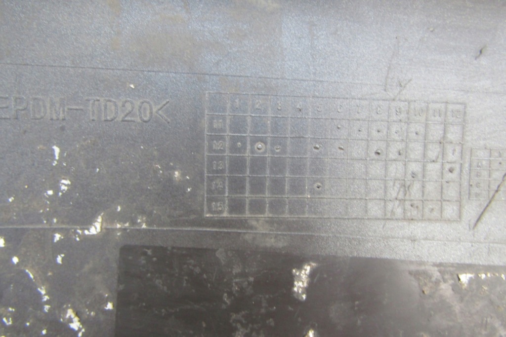 Спойлер накладка бампер задняя левый volvo v40 kombi 12- Цена