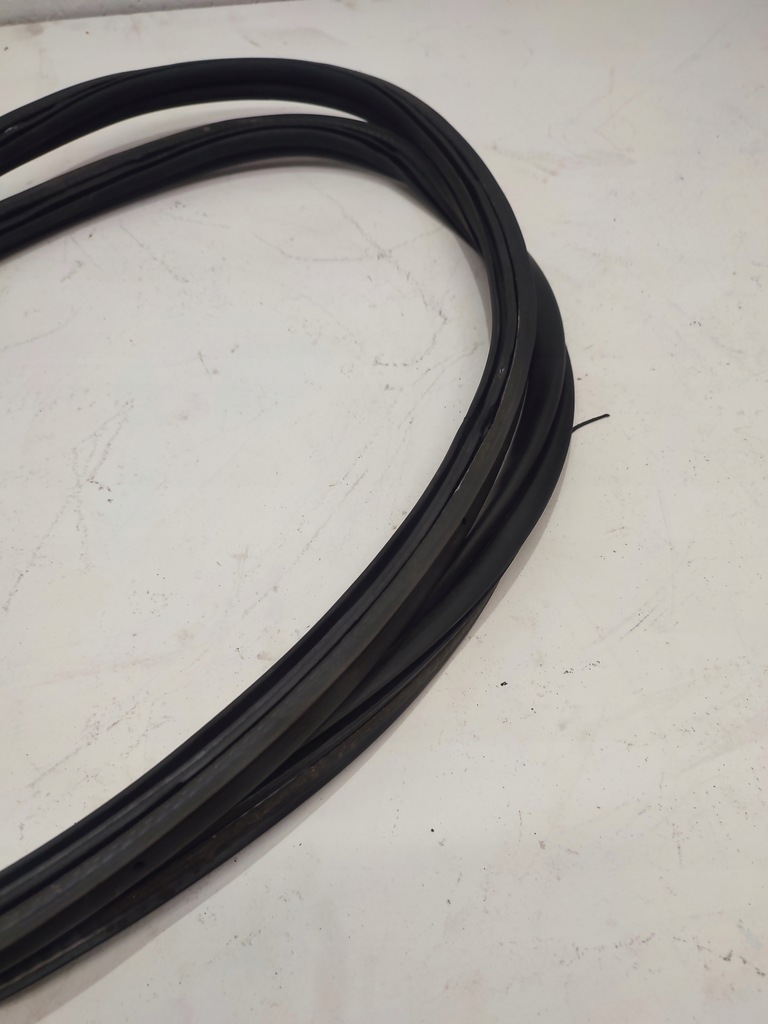 фото №7, Citroen ds5 прокладка кузовная крышки