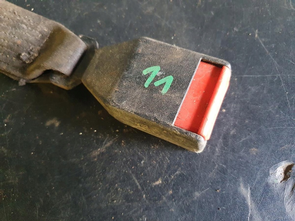 фото №13, Skoda wartburg grammer ремені безпеки kpl