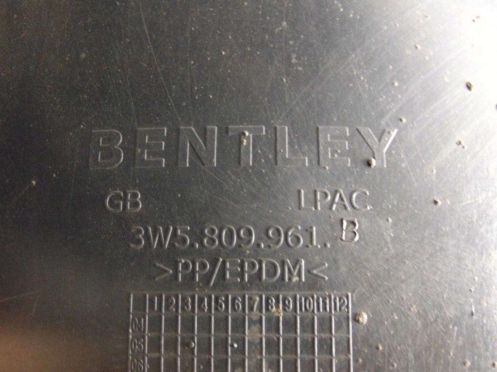 фото №7, Підкрилок ліва лівий перед 3w5809961b bentley continental flying spur 05-13r