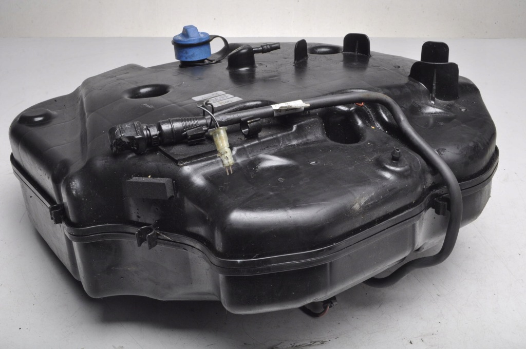 фото №5, Mercedes w172 r172 2.2 бак adblue a1724700701