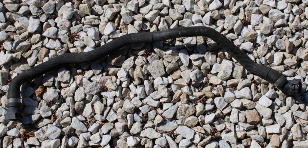 фото №1, F10 f07 f01 шланг труба wąż wody n57 7800107