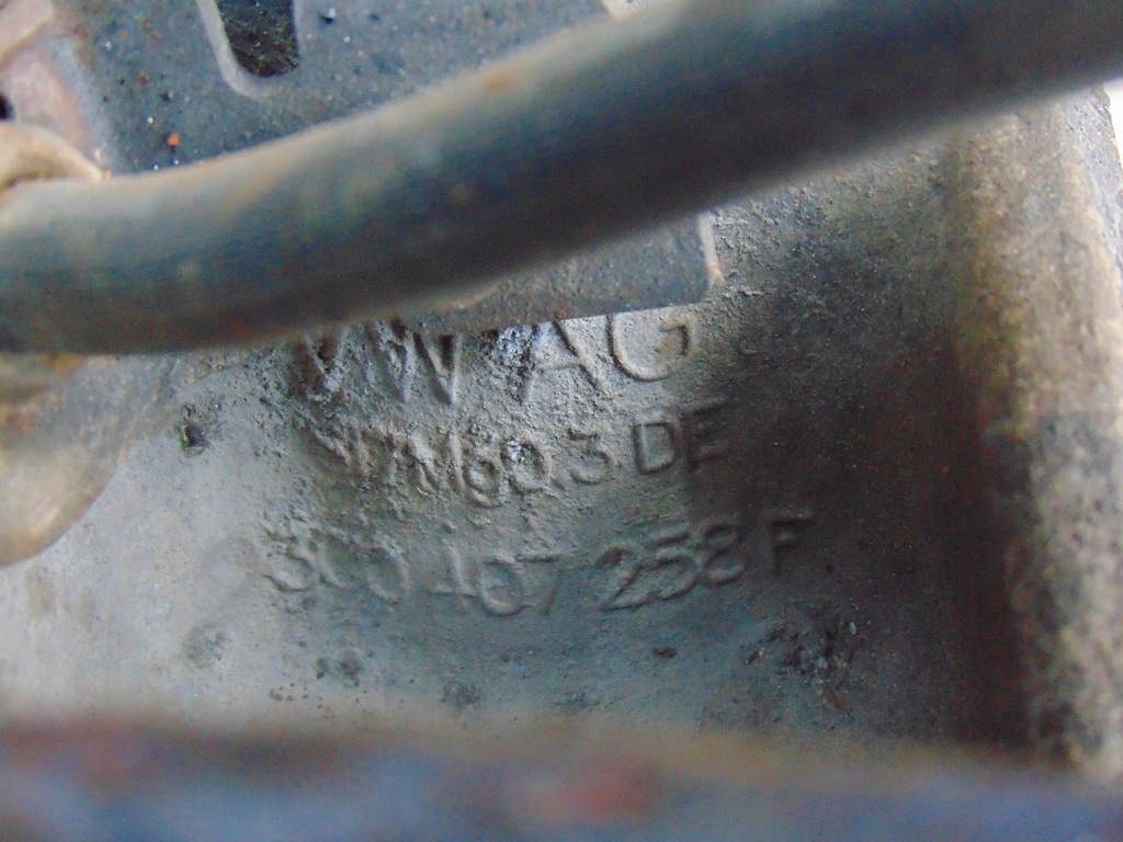 фото №12, Поворотний кулак ступиця права перед vw passat cc 2.0 tdi 3c0407258f