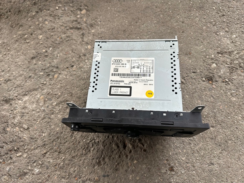 фото №2, Audi a4 b8 8k a5 8t радиопроигрыватель радио cd audi concert 8t2035186q uk