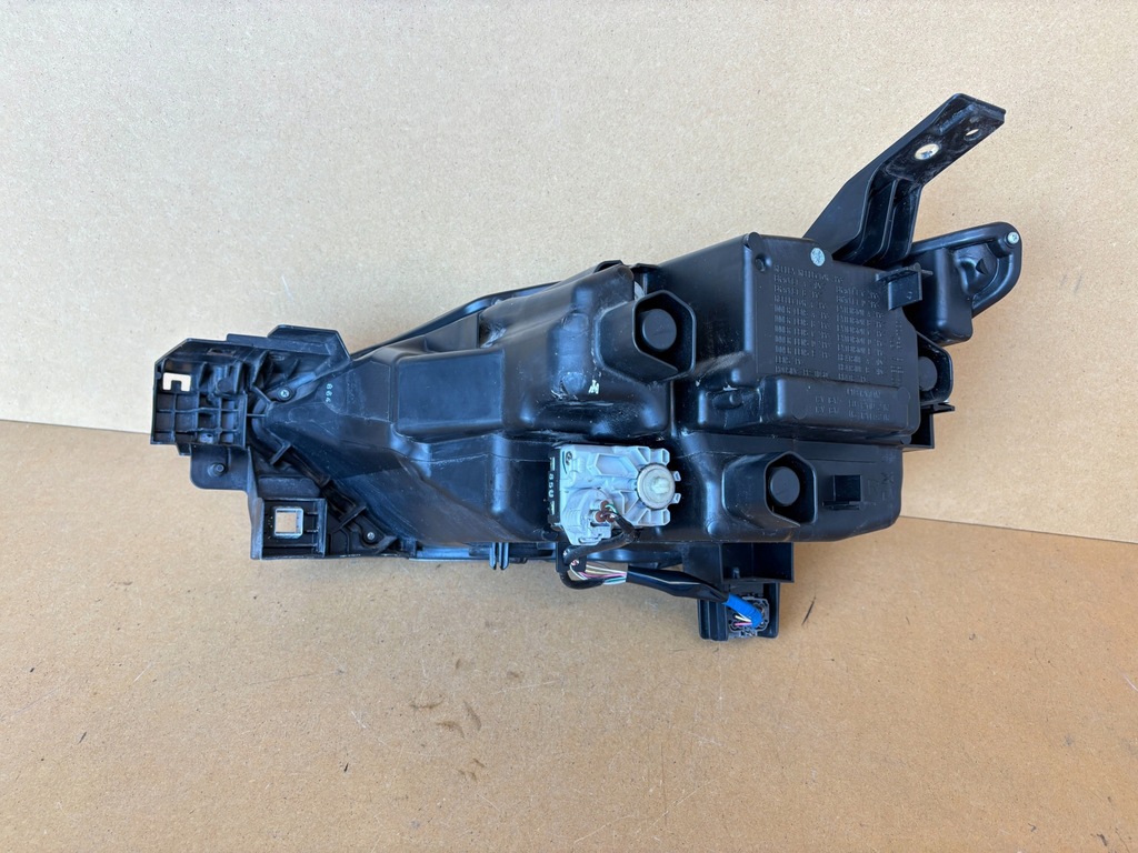 фото №6, Mazda cx3 cx-3 права перед лампа full led