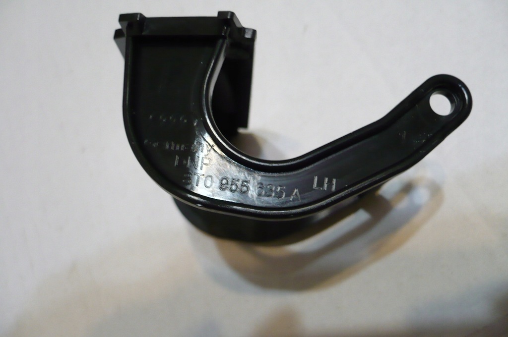 фото №8, Audi a5 8to lift кронштейн заглушка розпилювача ліва 2011--