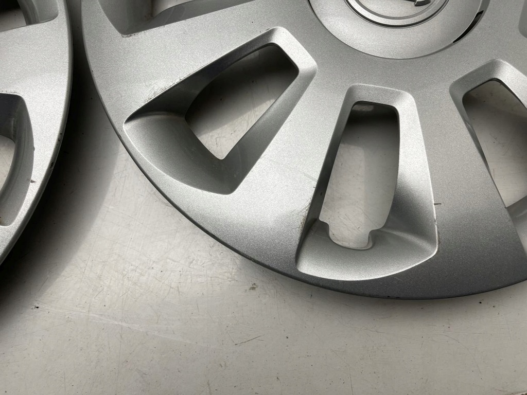 фото №12, Колпаки оригинальные skoda fabia rapid 15 1st601147b