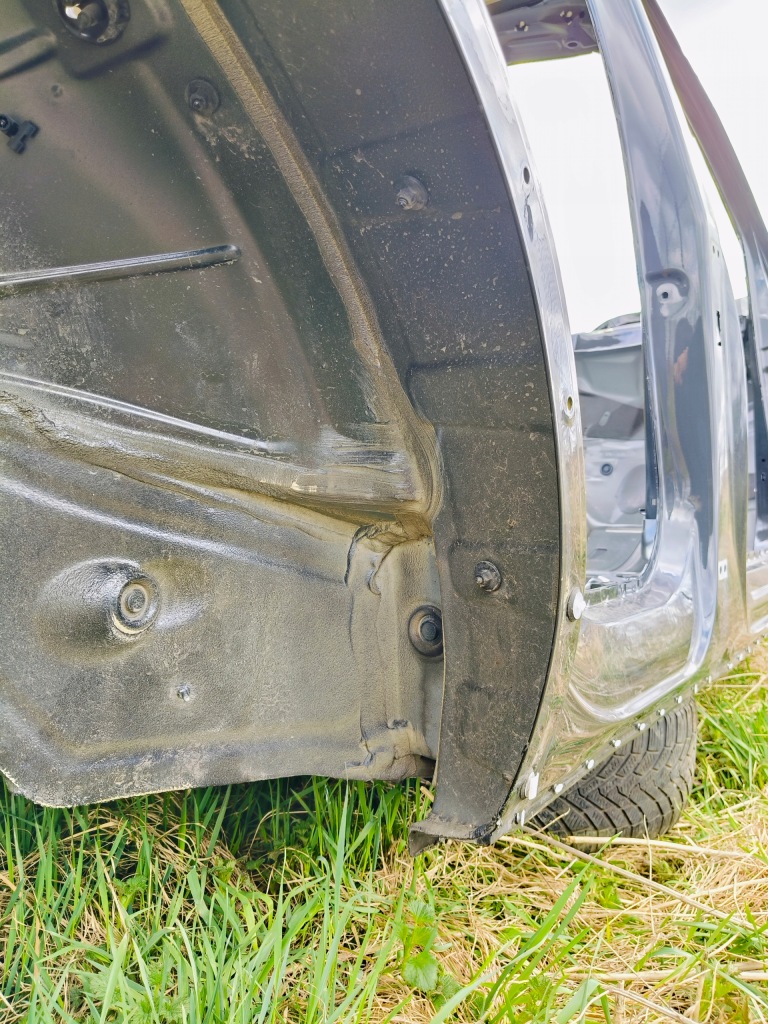 фото №4, Audi q5 ii fy lift 2.0 tdi 150kw 2022 r подкрылок правое задняя + порог lx7l