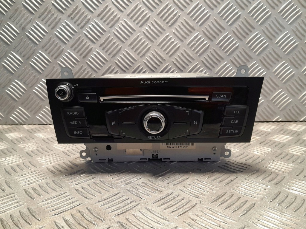 фото №1, Audi a4 b8 a5 радио проигрыватель audi concert uk 8r2035186f