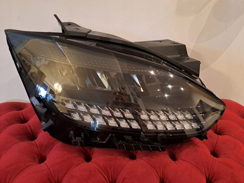 фото №1, Hyundai ioniq 6 full led лампа права перед