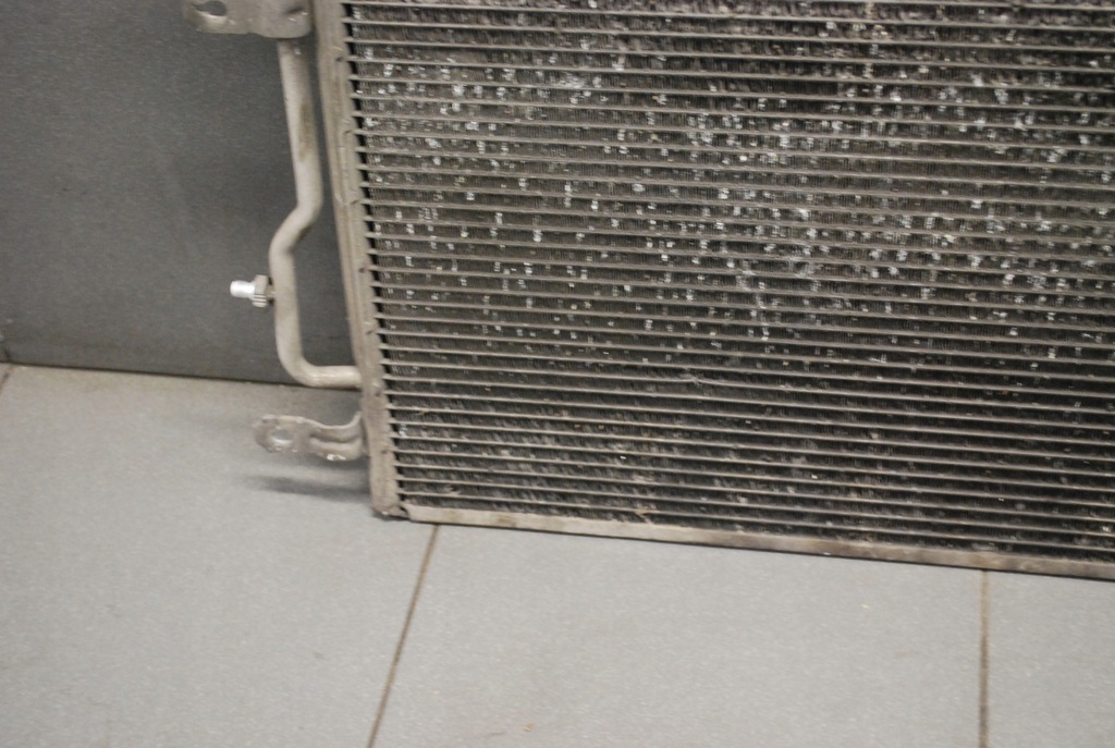 фото №10, Радиатор кондиционера a4 b6 1.9 tdi 8e0260401d