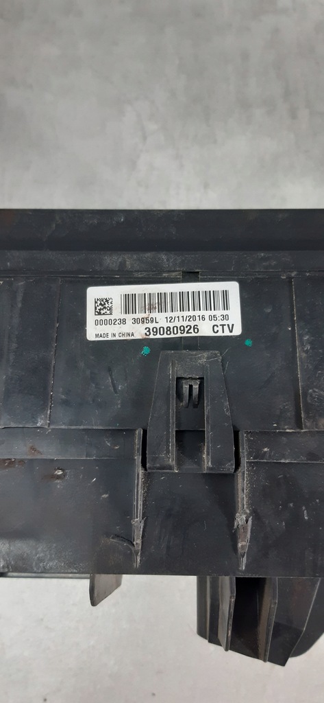 фото №5, Opel corsa e 14- 1.3 cdti коробка предохранителей реле 39080926