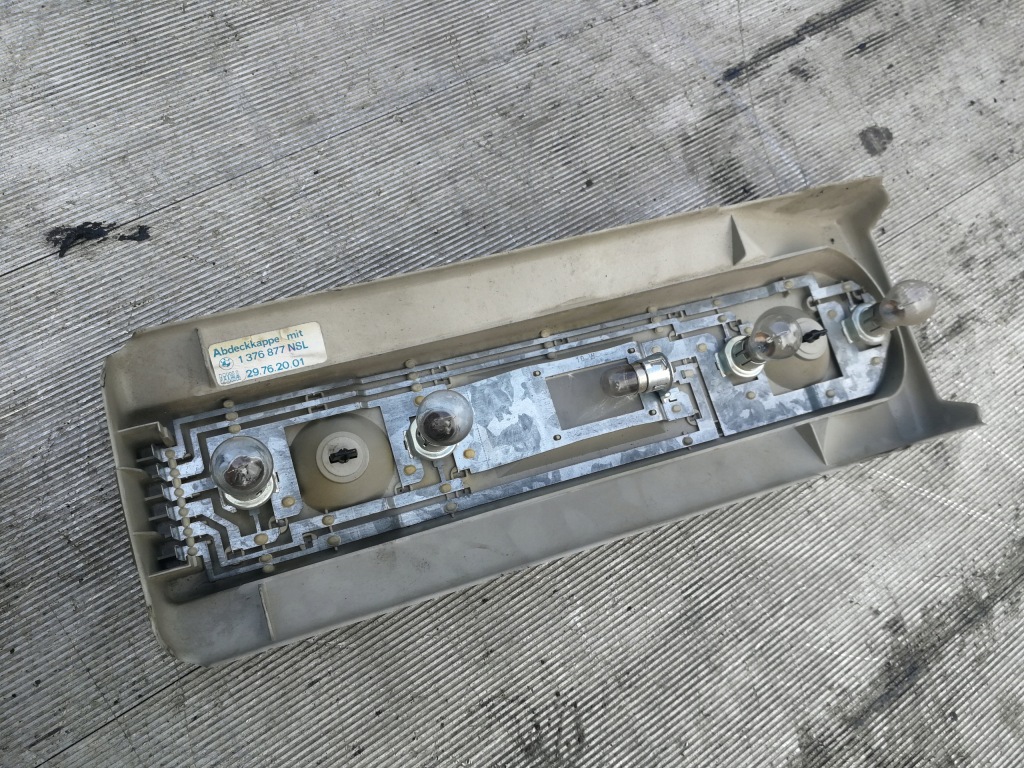 Накладка фары задний внутренняя узкая фара bmw e30 с Разборки