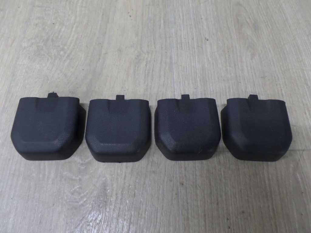 Купить Volvo s60 ii v60 10- защита заглушка направляющая сиденье задняя 8618808